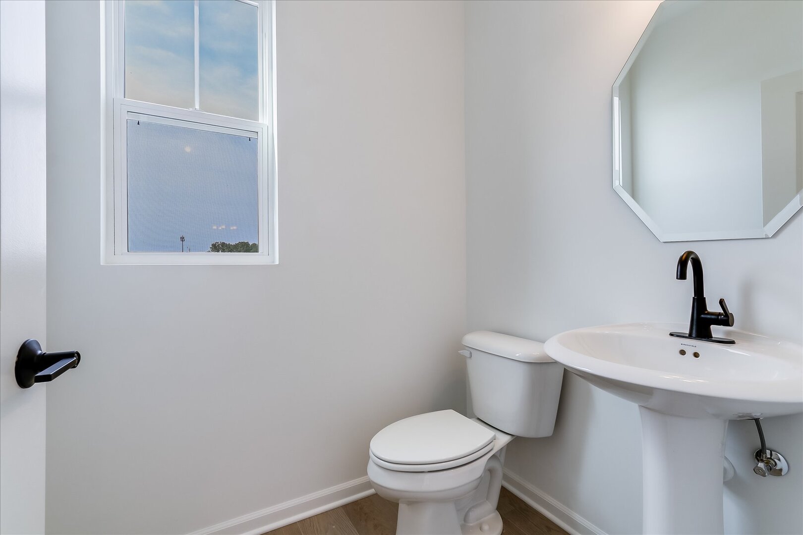 23 Hawthorn Ridge Drive Property Photo 21