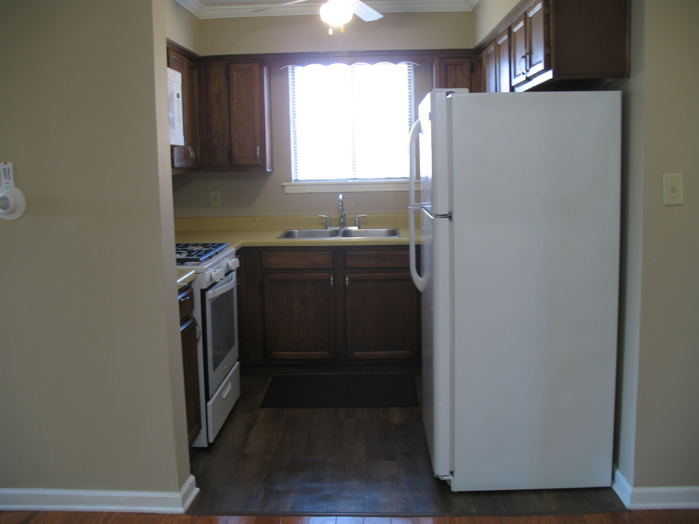 709 W 65th Street 5 Property Photo 6