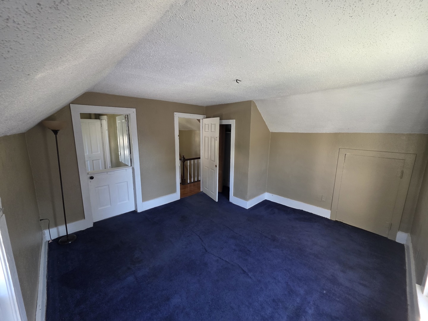 802 E 5th Street Property Photo 15