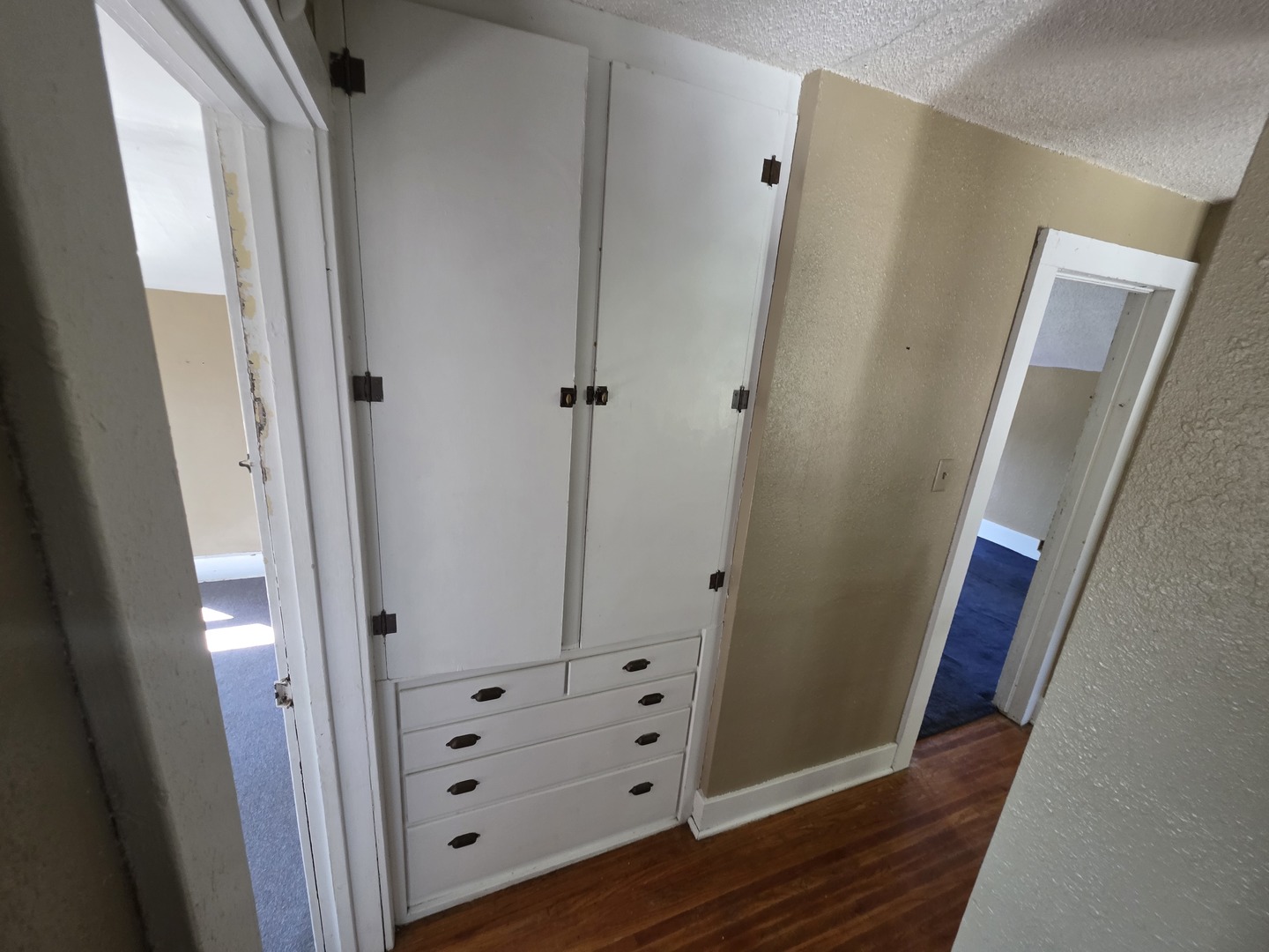 802 E 5th Street Property Photo 21
