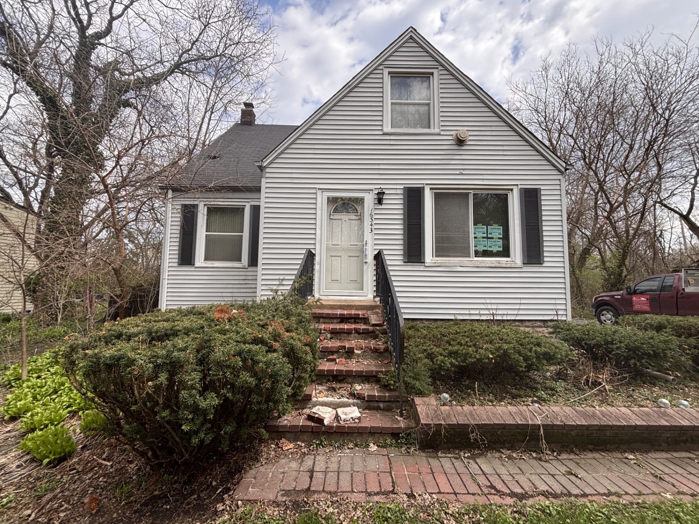 16343 Central Park Avenue Property Photo 1
