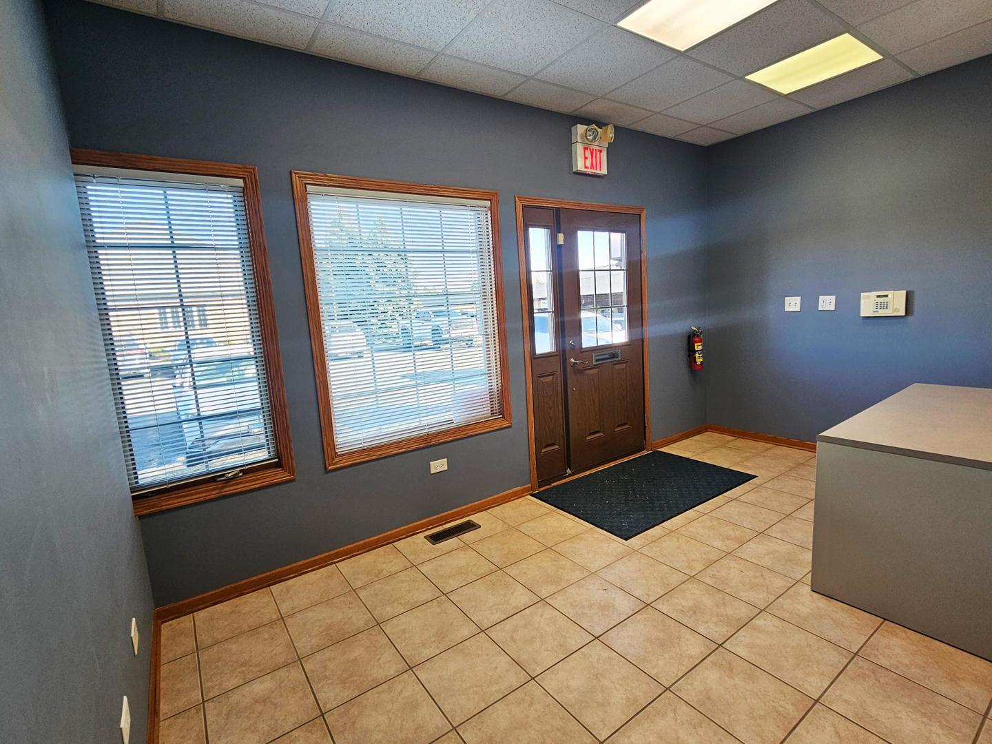 10331 W Lincoln Highway Property Photo 4