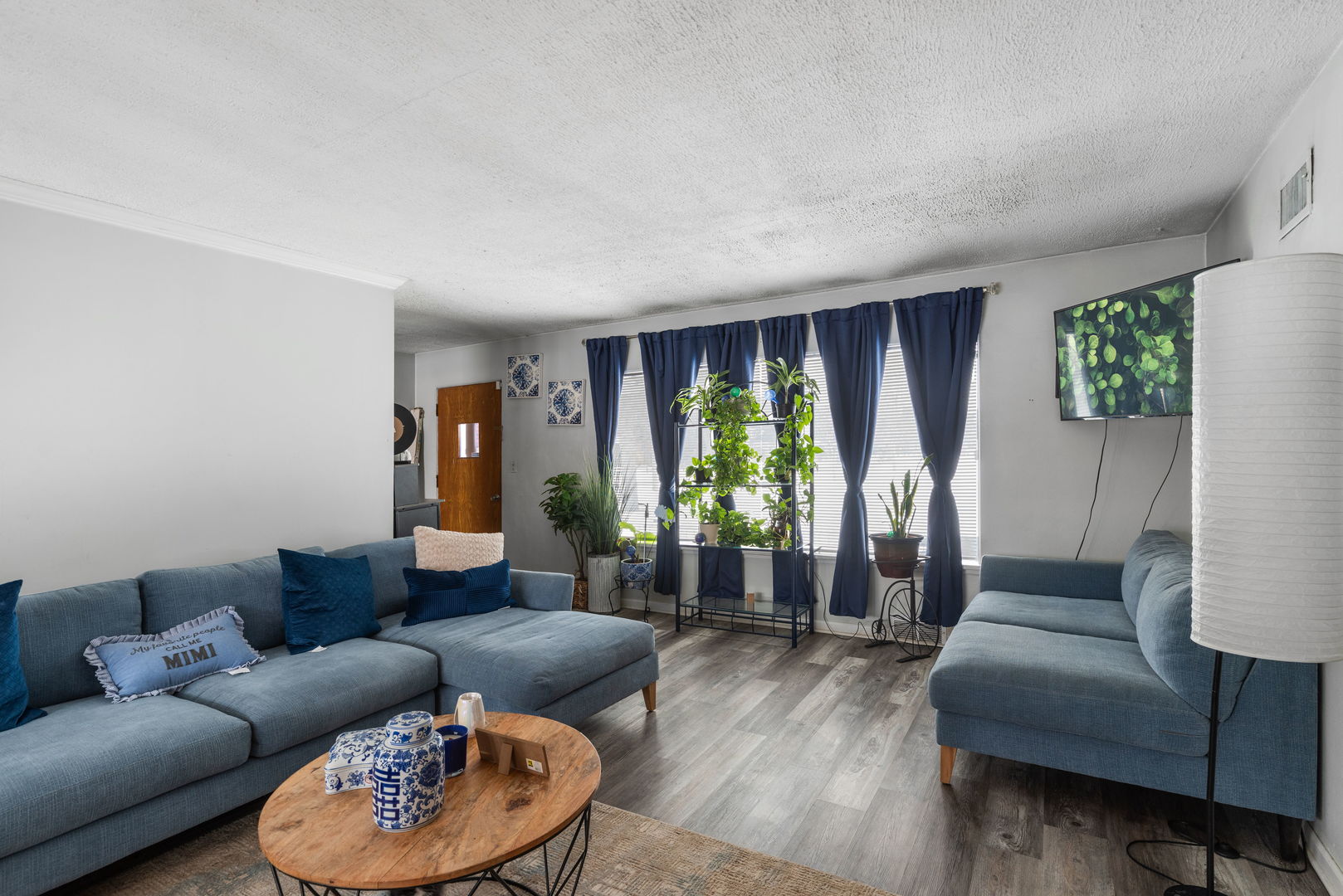 1215 Carmel Boulevard Property Photo 6