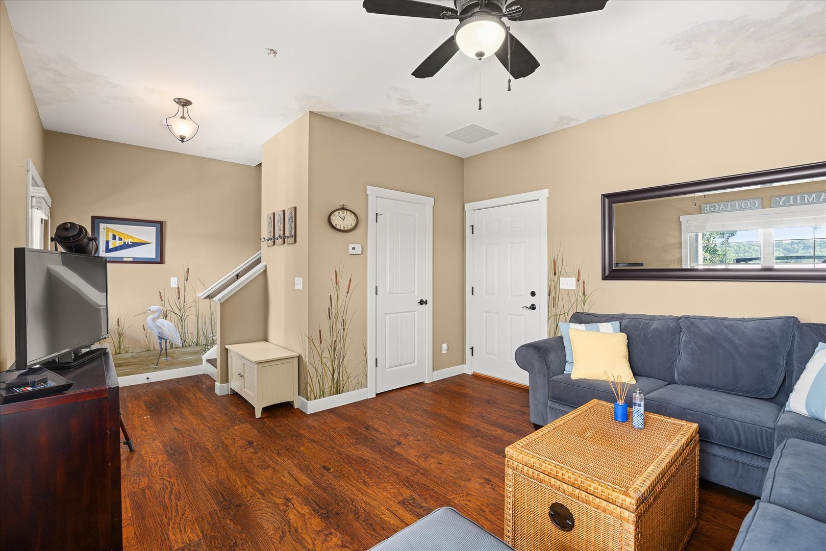 13 River Row Property Photo 9