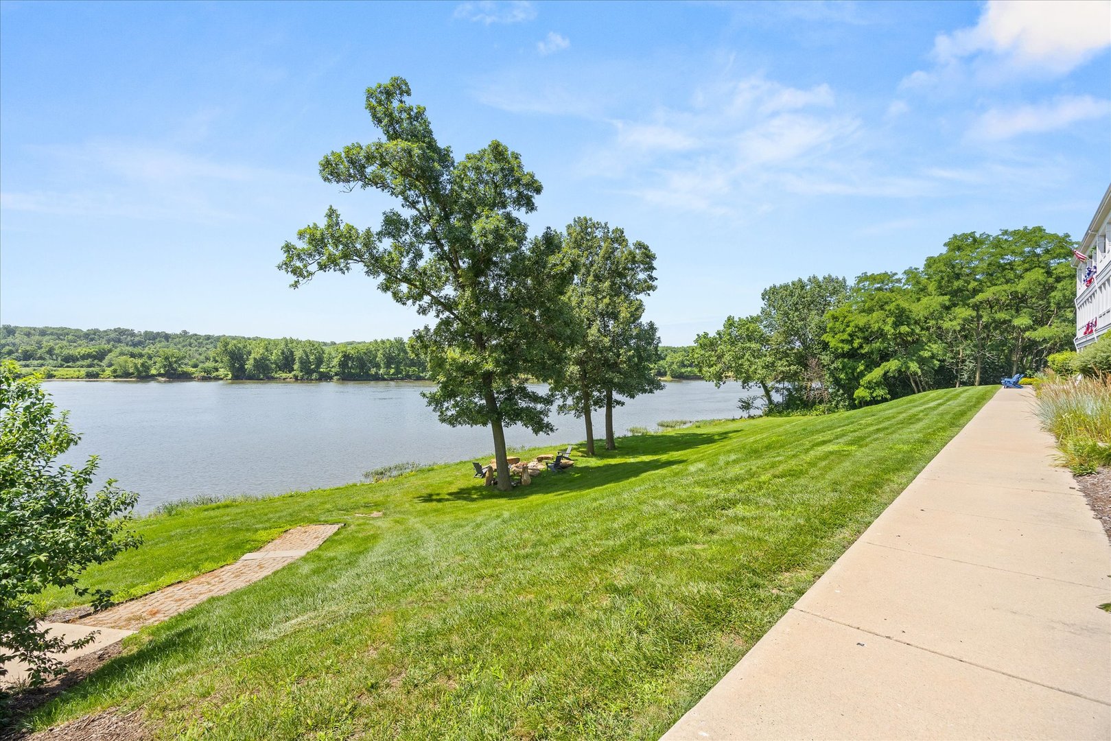 13 River Row Property Photo 46