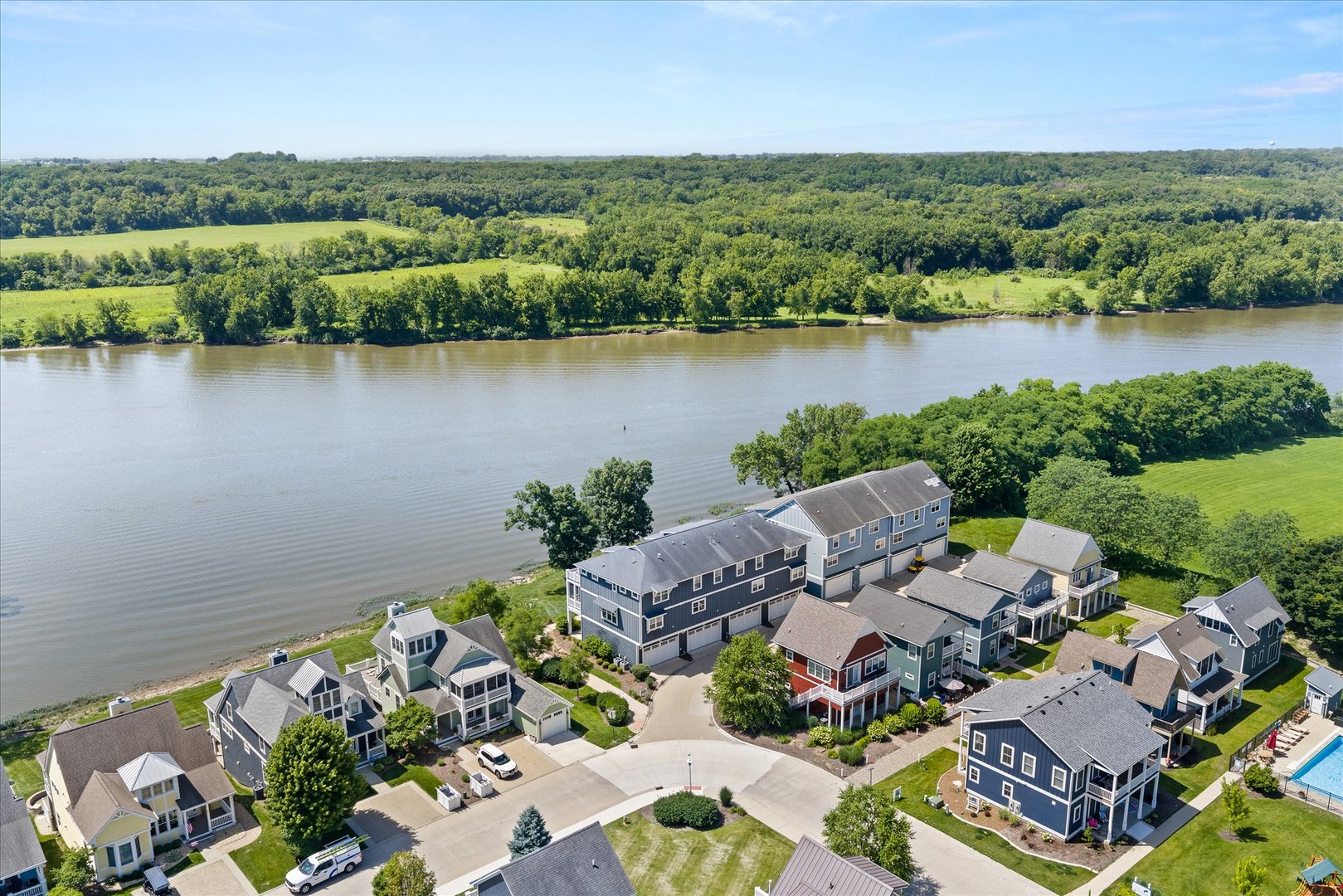 13 River Row Property Photo 49