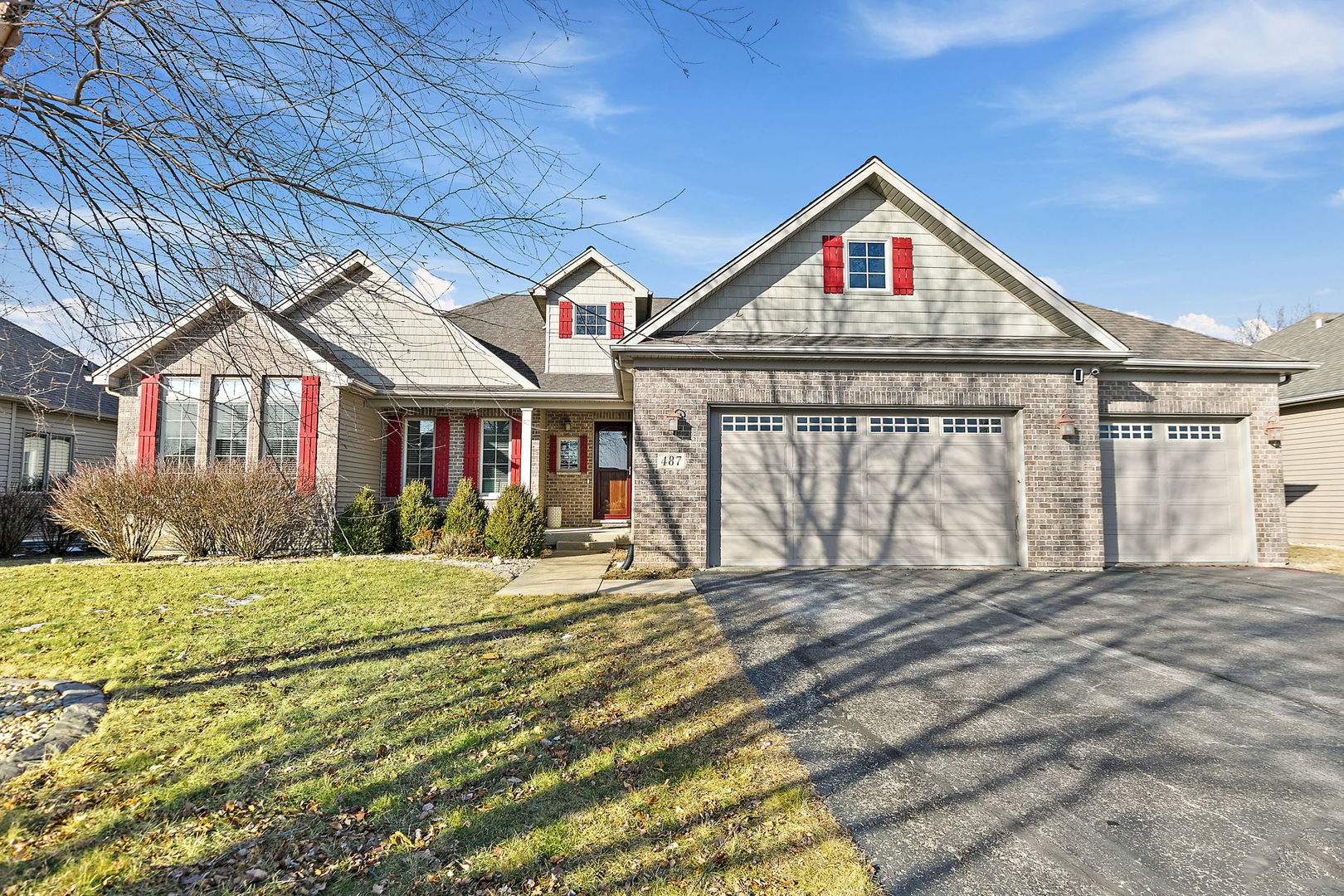 487 Quinlan Avenue Property Photo 1