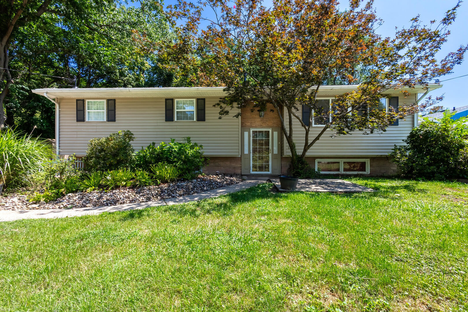 2684 1st Street Property Photo 1