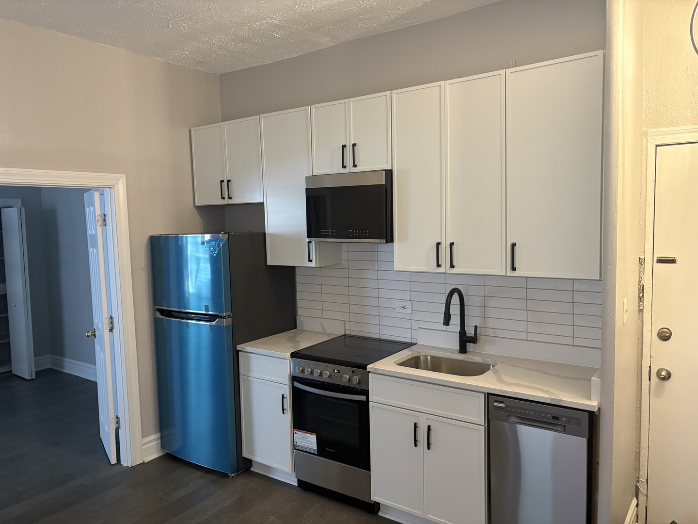 20 E Goethe Street 404 Property Photo 4