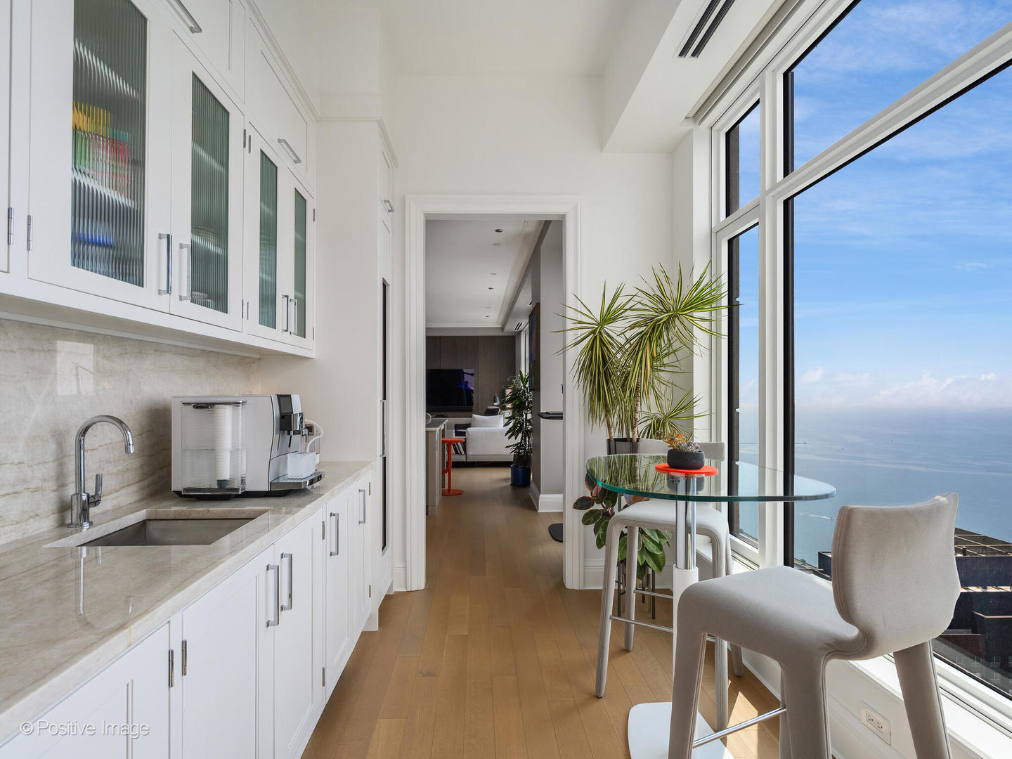 12565417 Property Photo 17