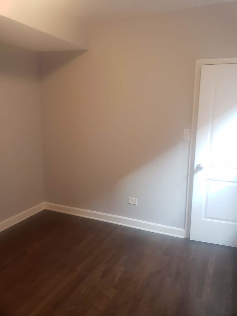 8005 S Maryland Avenue Property Photo 7