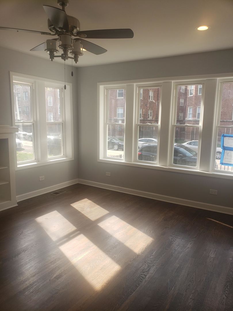 8005 S Maryland Avenue Property Photo 15