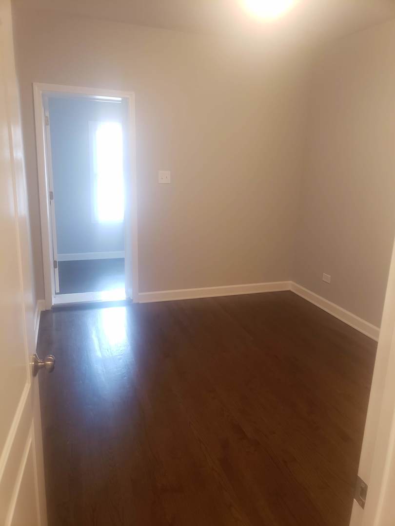 8005 S Maryland Avenue Property Photo 17