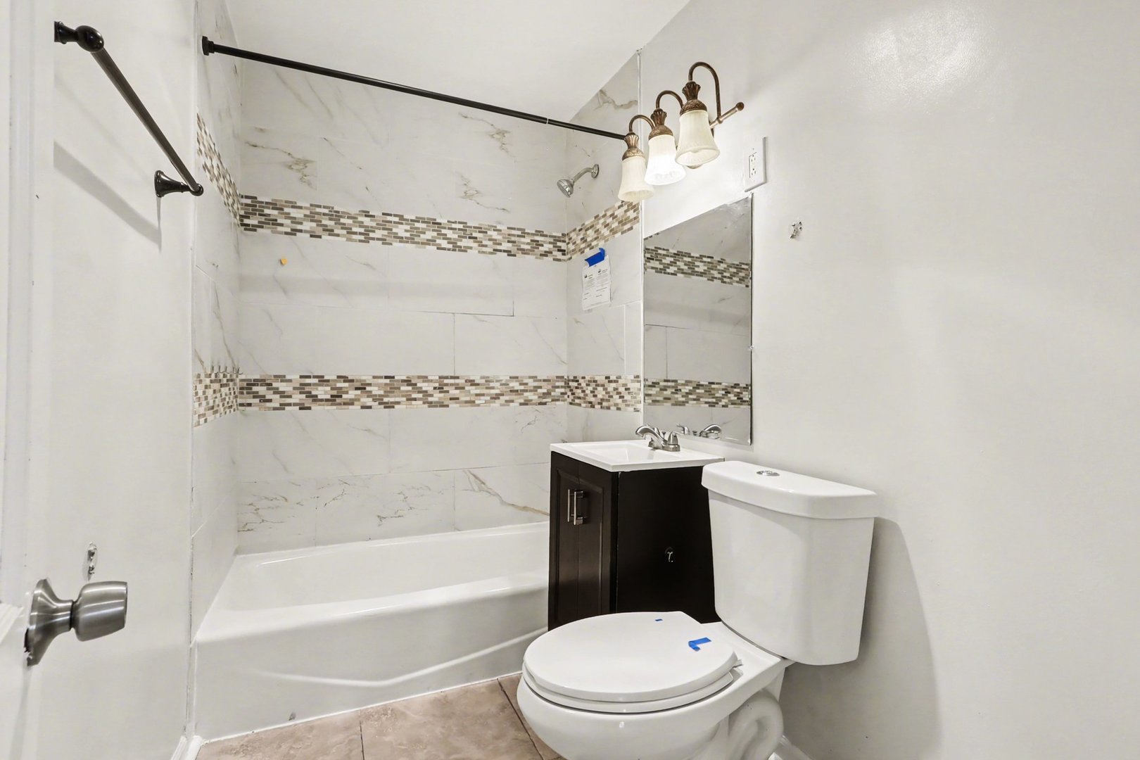 309 S May Street Property Photo 13