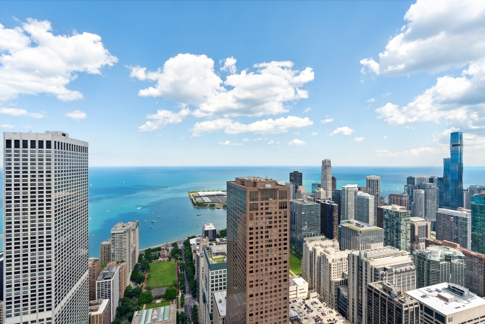 800 N Michigan Avenue Ph67 Property Photo 5