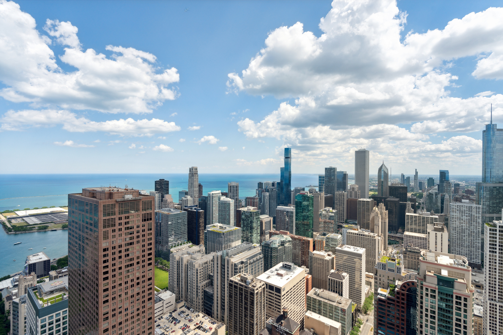 800 N Michigan Avenue Ph67 Property Photo 6
