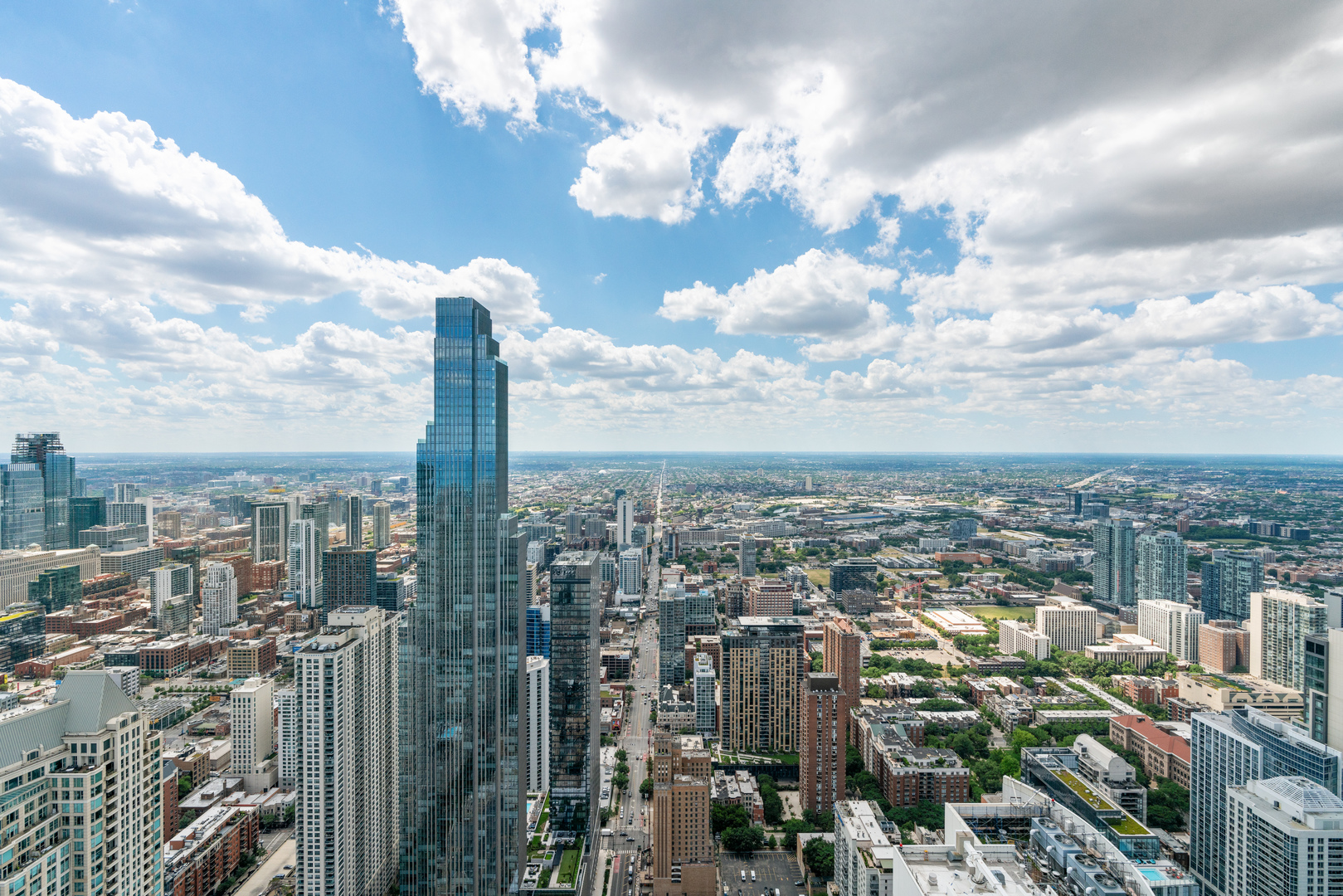 800 N Michigan Avenue Ph67 Property Photo 8