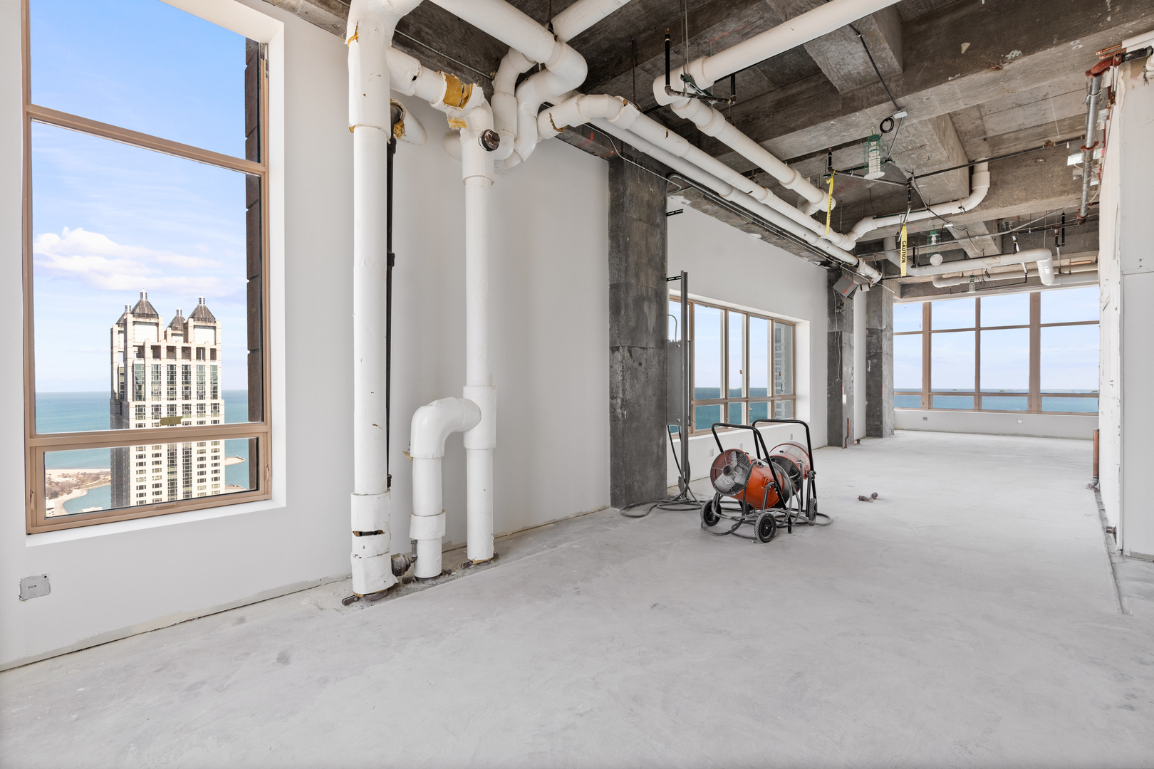 800 N Michigan Avenue Ph67 Property Photo 19