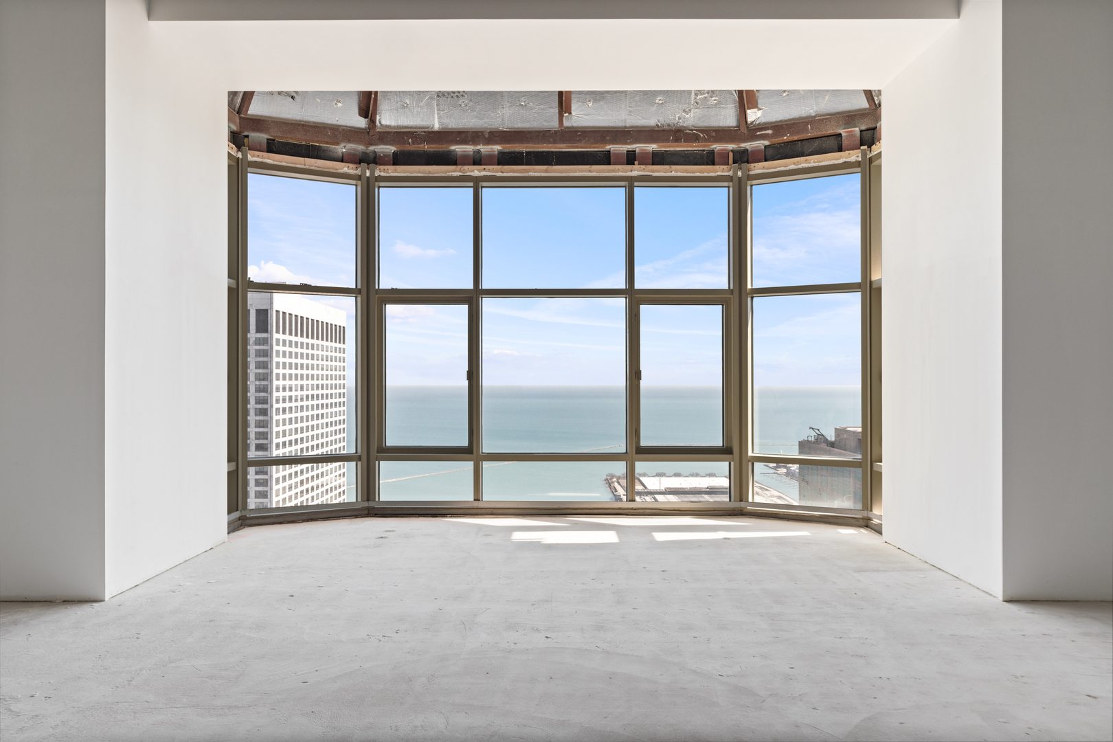 800 N Michigan Avenue Ph67 Property Photo 23