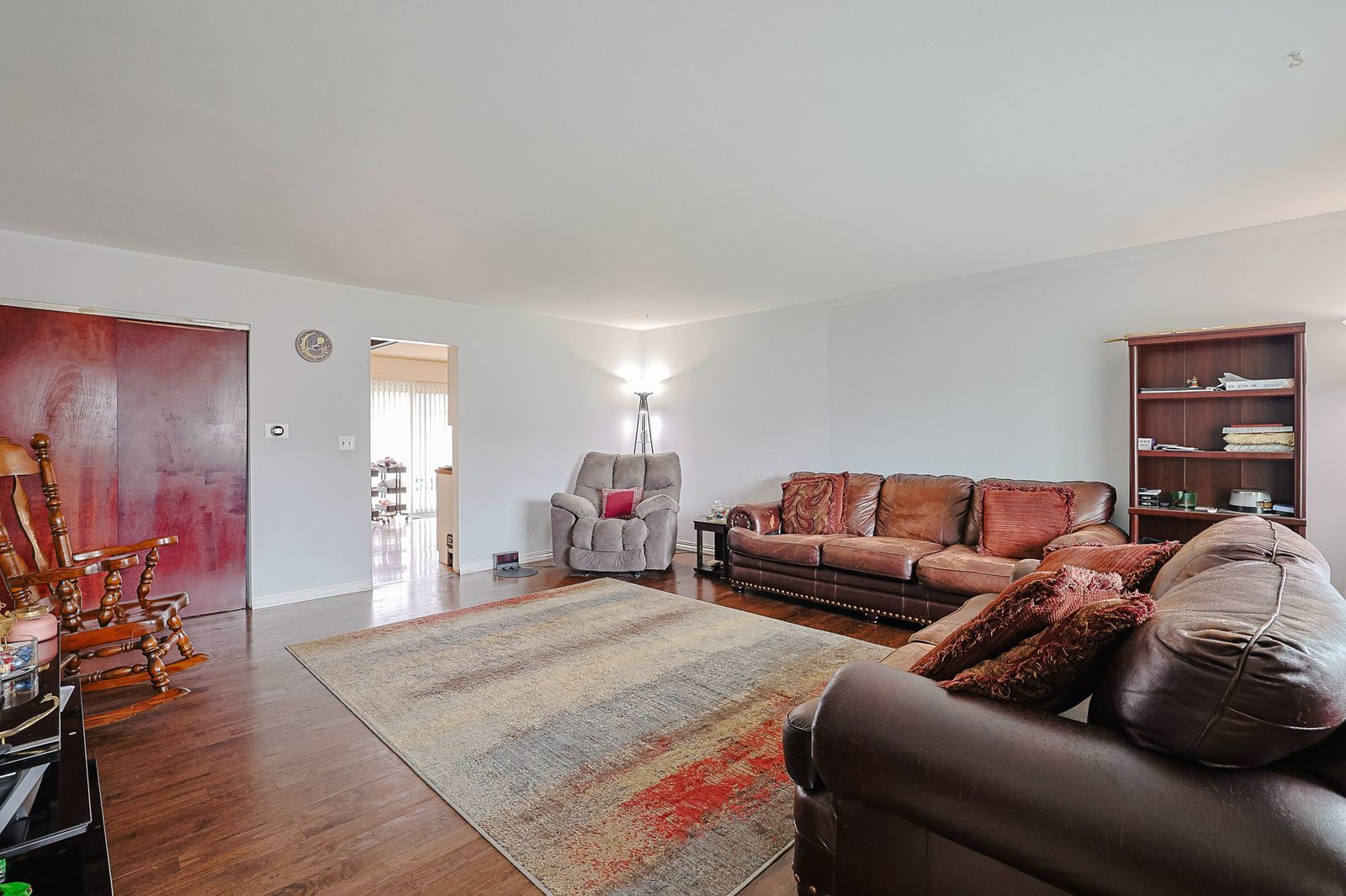 7815 Carlisle Drive Property Photo 4