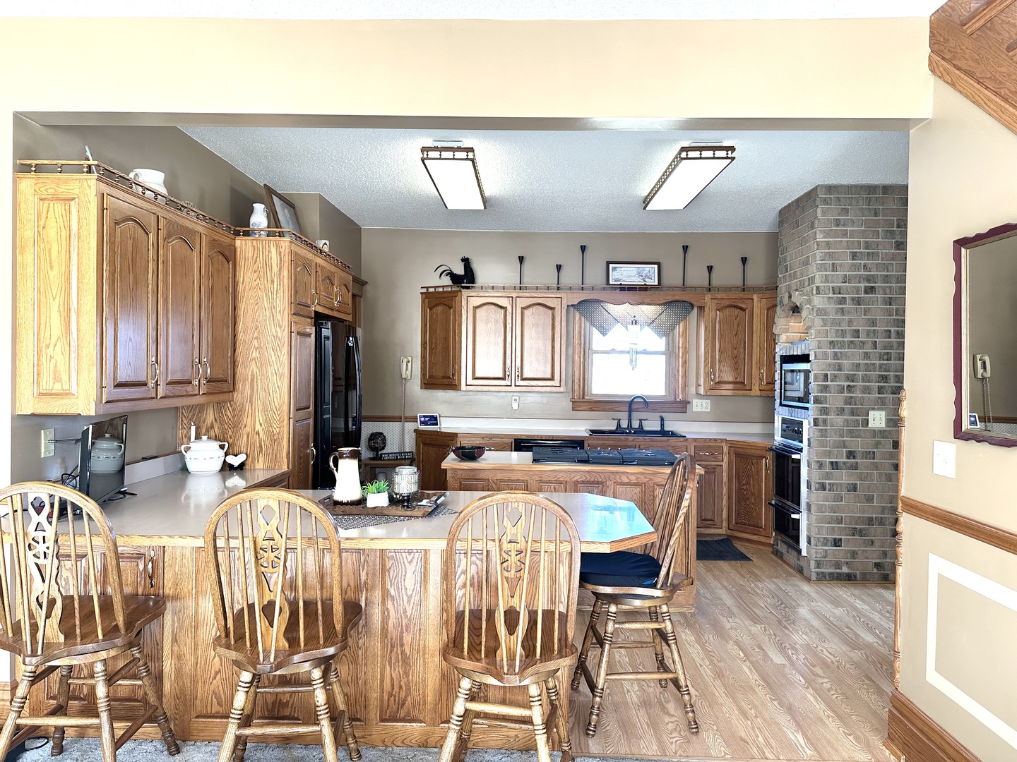 142 S Elliot Street Property Photo 10