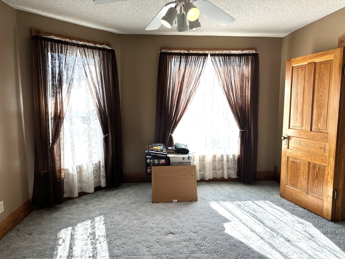 142 S Elliot Street Property Photo 43