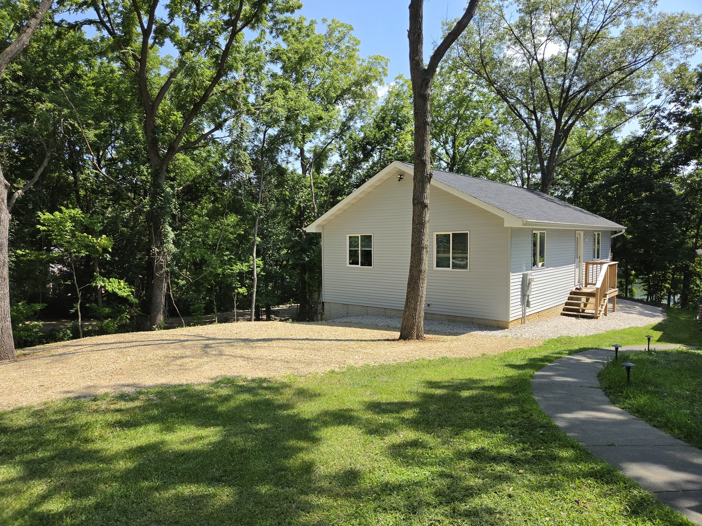 32 Magnolia Drive Property Photo 5