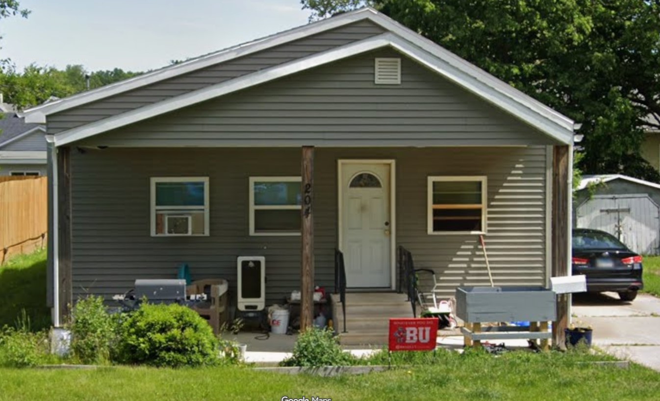 204 Wallace Street Property Photo 2