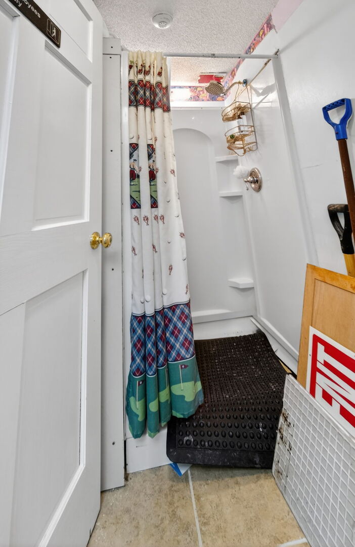 S165 Church Street Property Photo 35