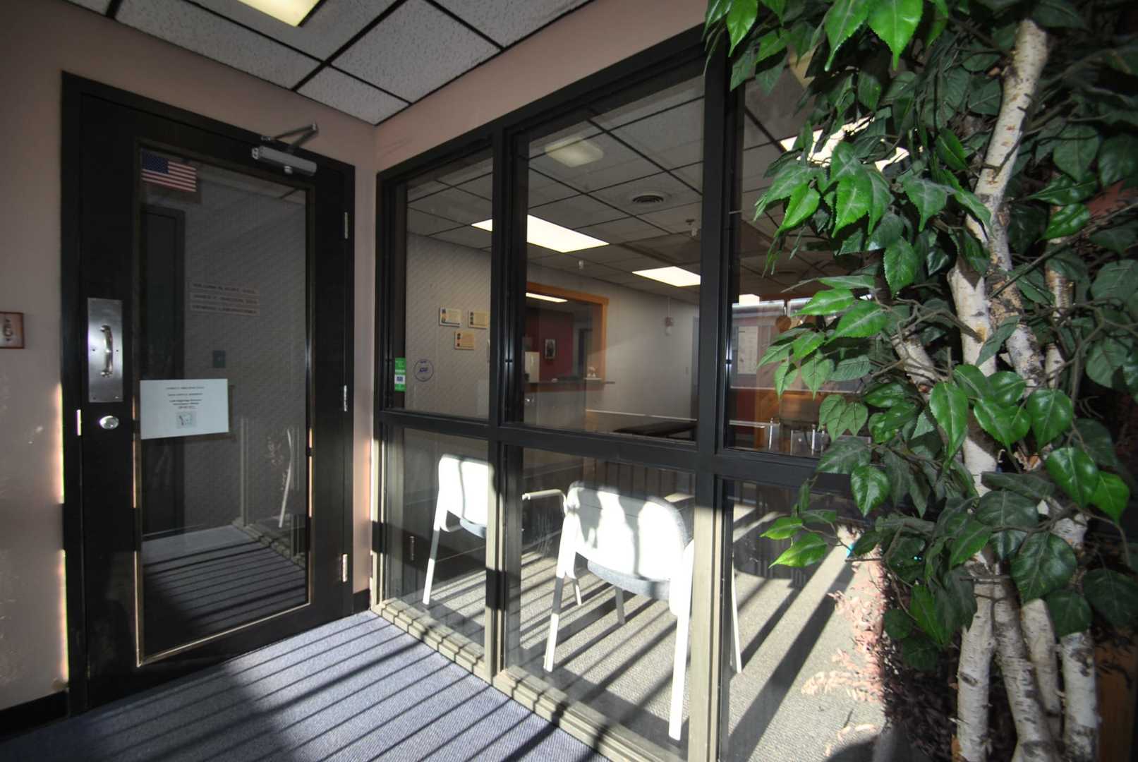 10540 W Cermak Road Property Photo 28