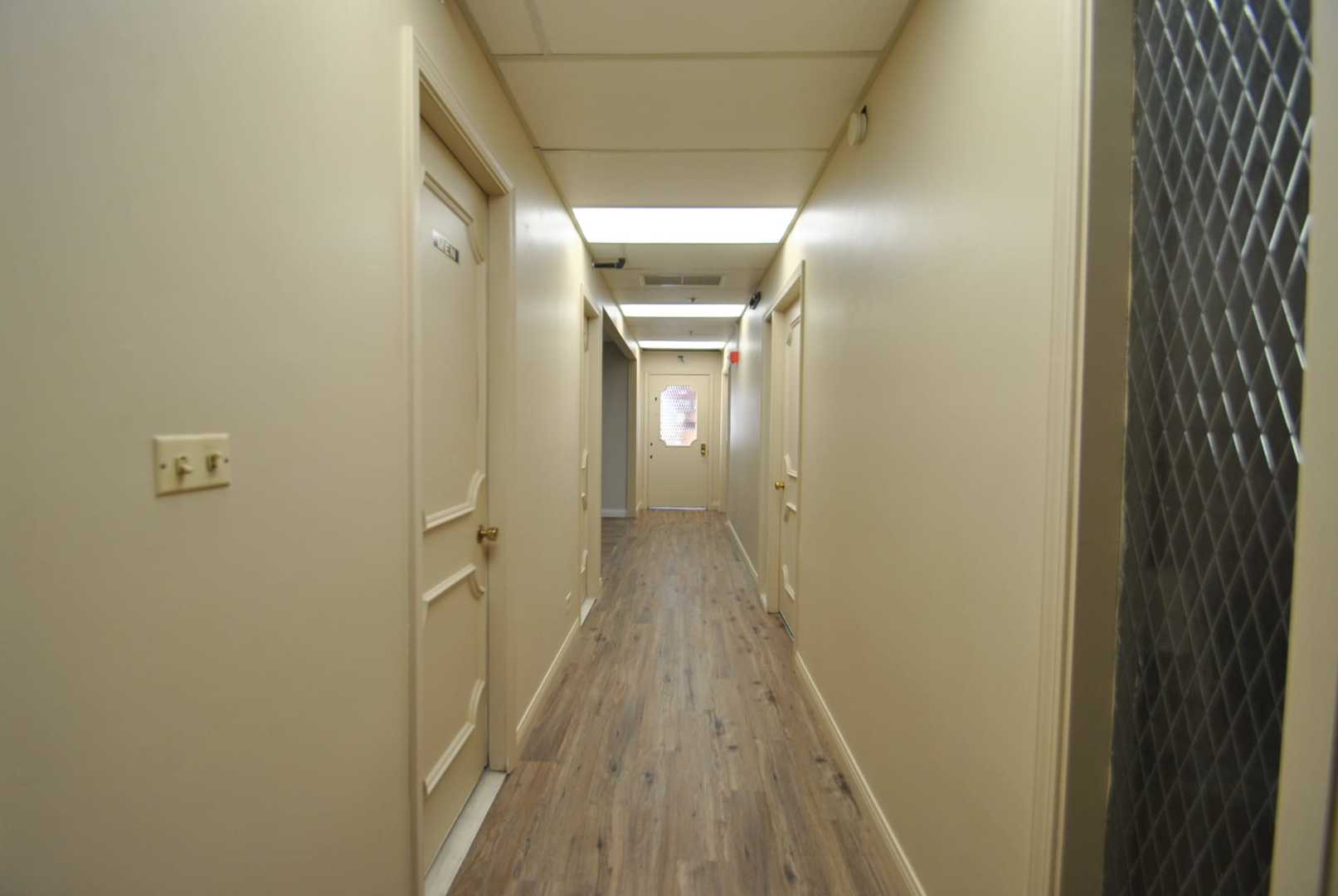 10540 W Cermak Road Property Photo 30