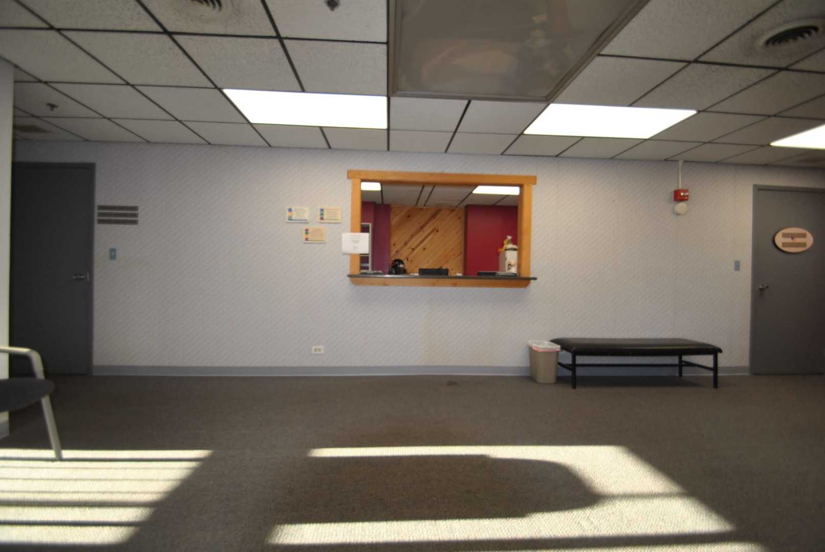 10540 W Cermak Road Property Photo 39