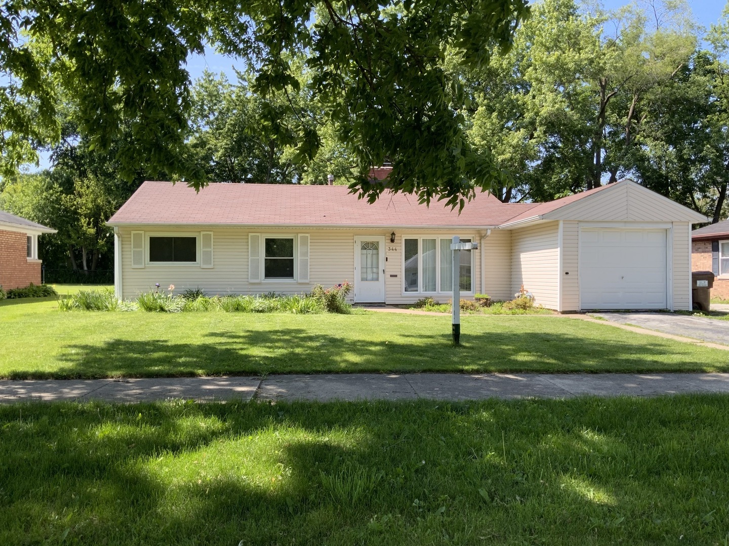344 Indianwood Boulevard Property Photo