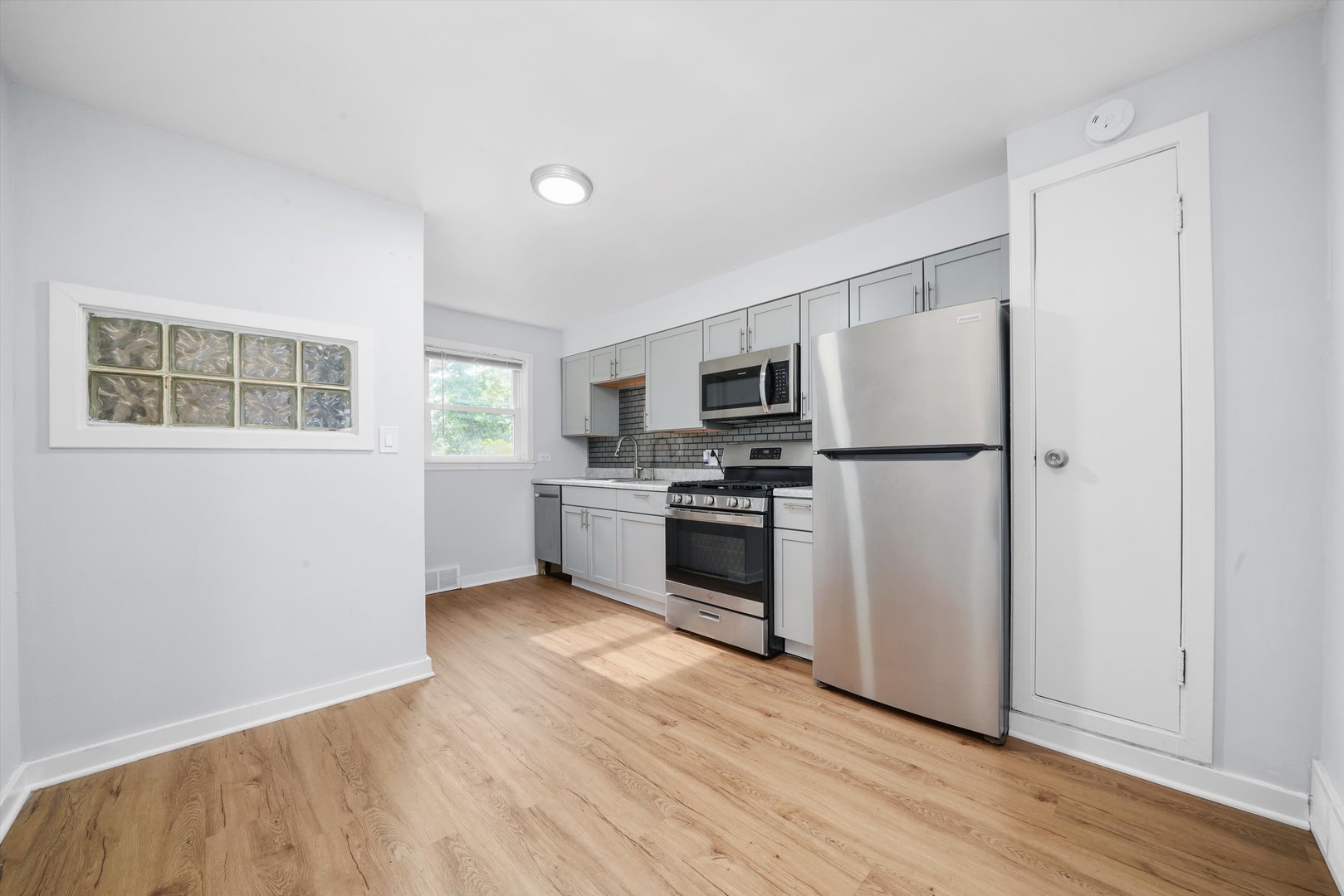 420 Prospect Boulevard 1-n Property Photo 3