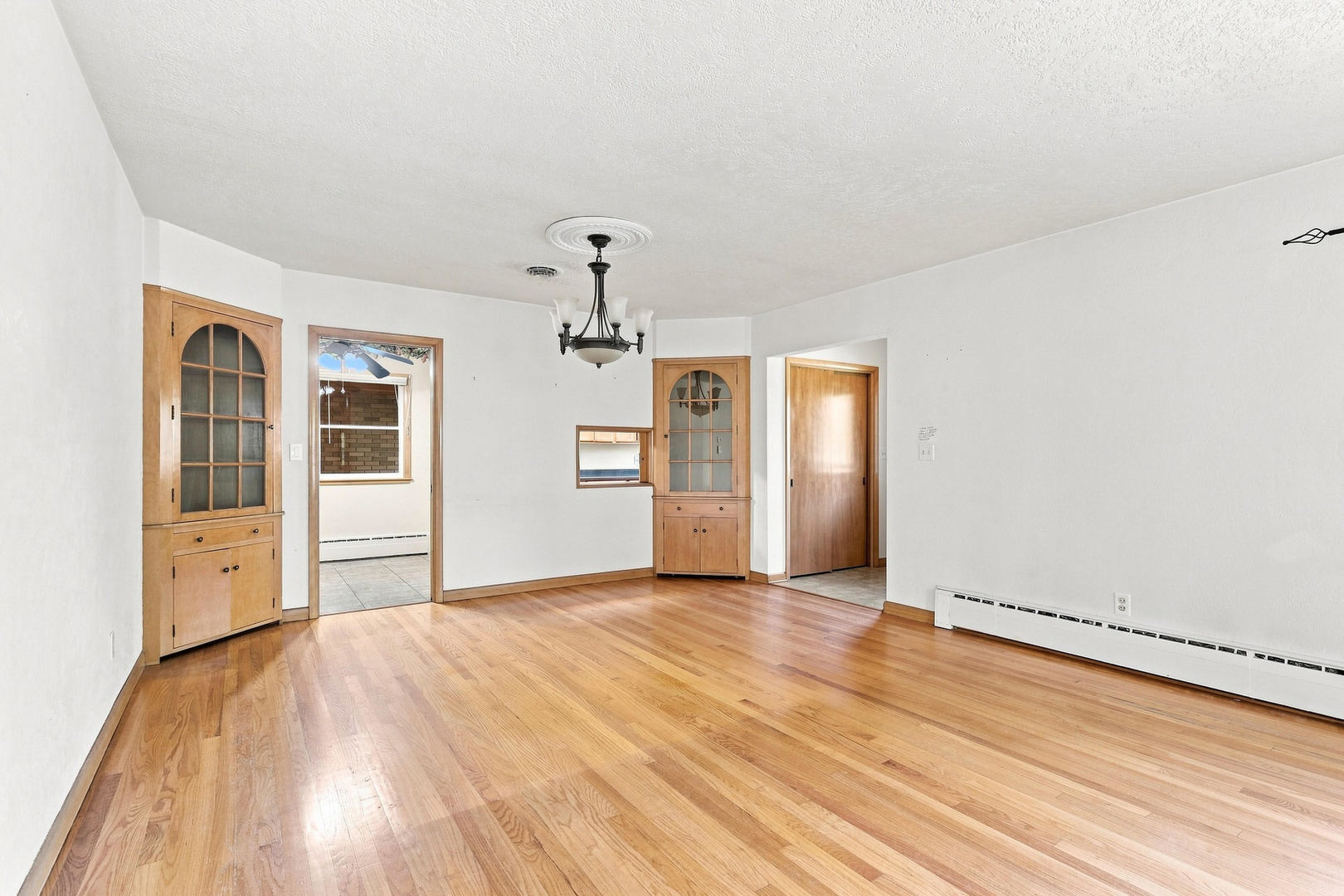 838 S State Street Property Photo 10