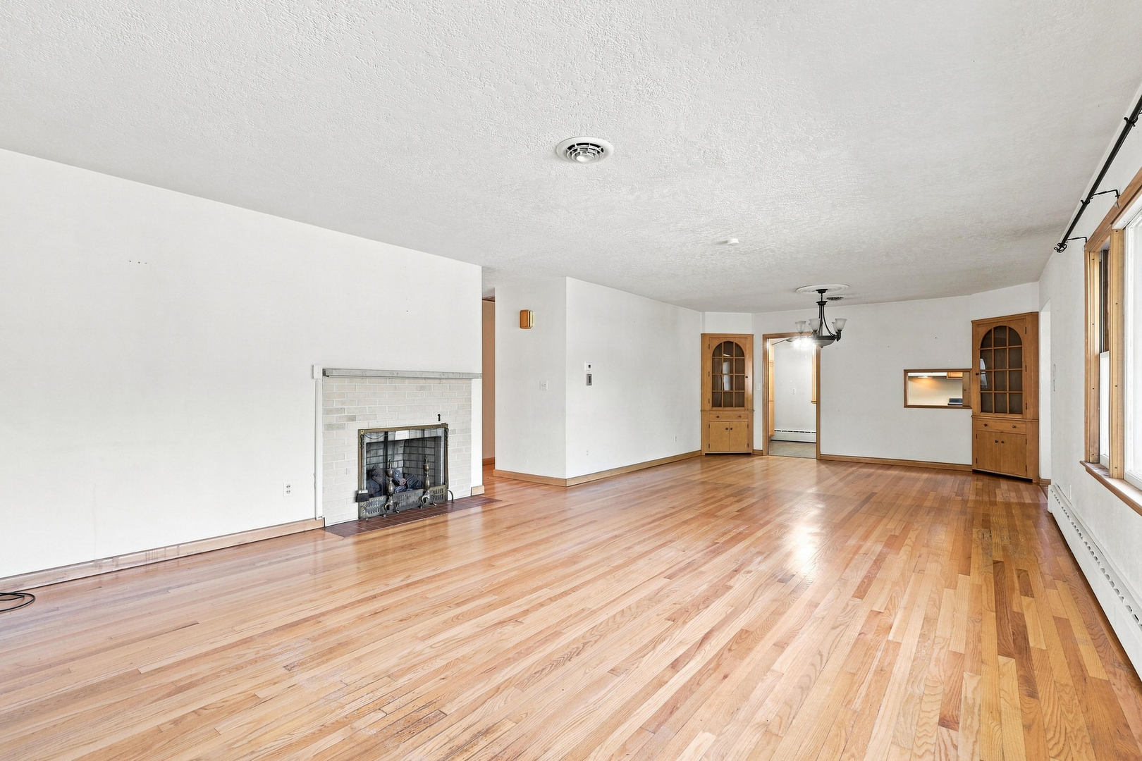 838 S State Street Property Photo 12