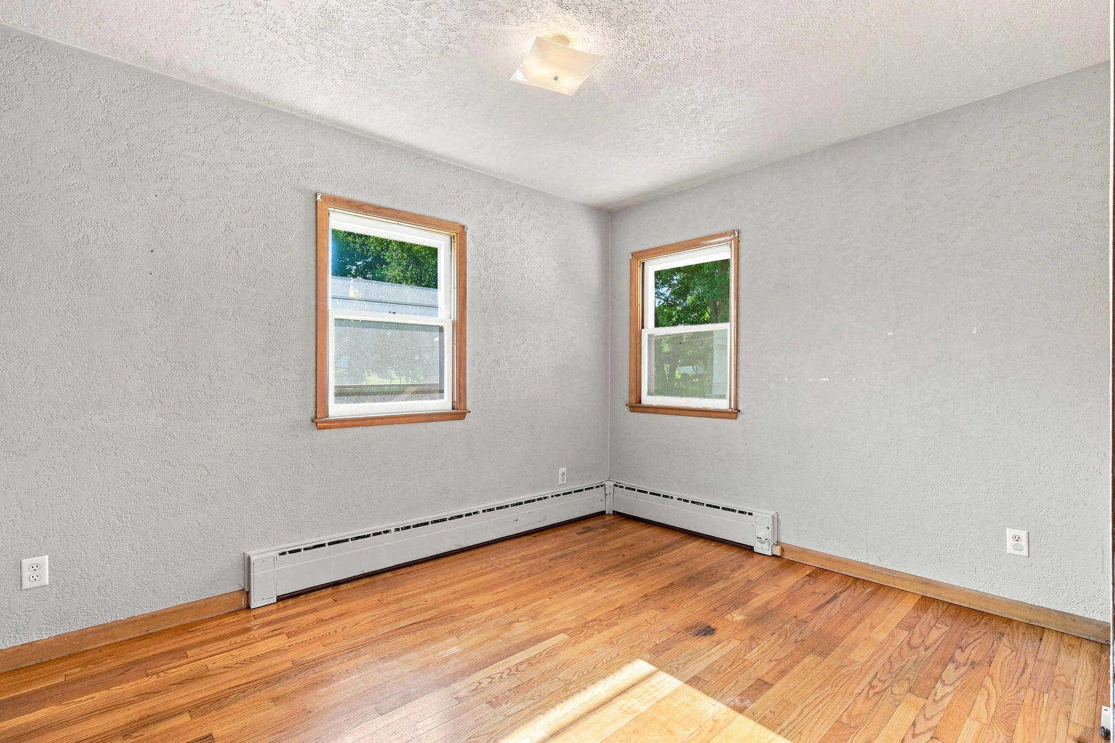 838 S State Street Property Photo 18