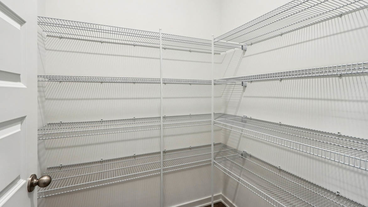 10006 Edgebrook Lane Property Photo 6