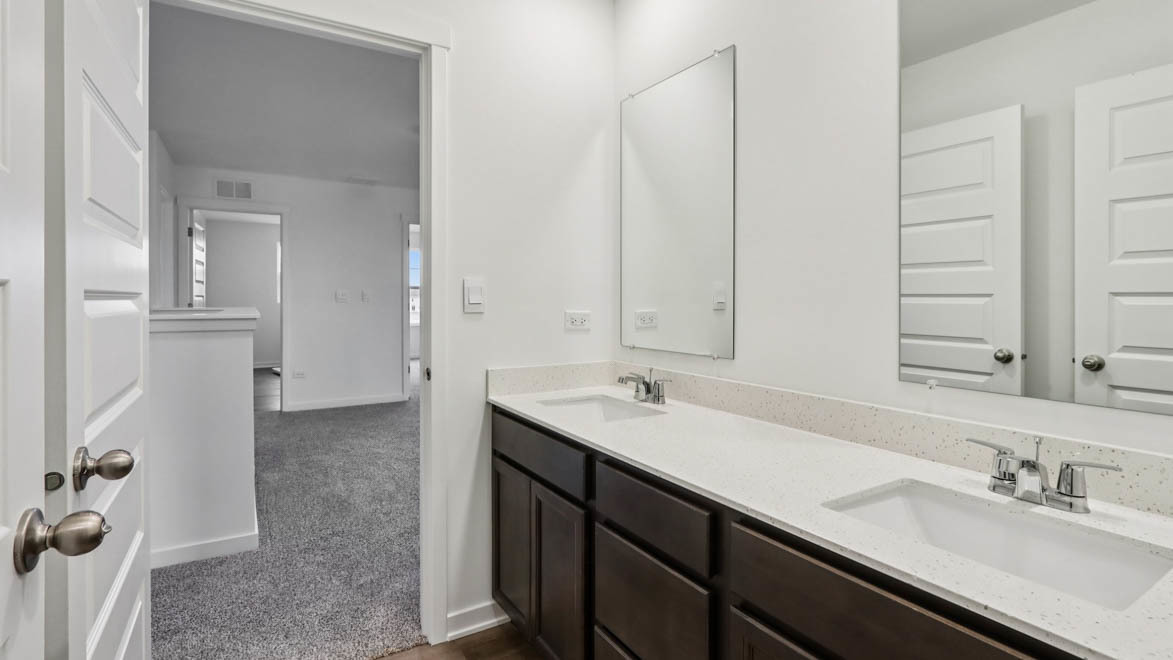 10006 Edgebrook Lane Property Photo 24