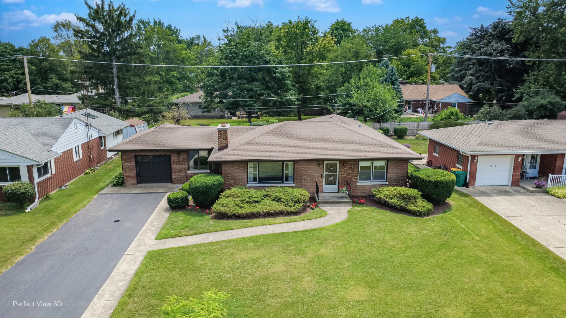 1514 Mayfield Avenue Property Photo 3