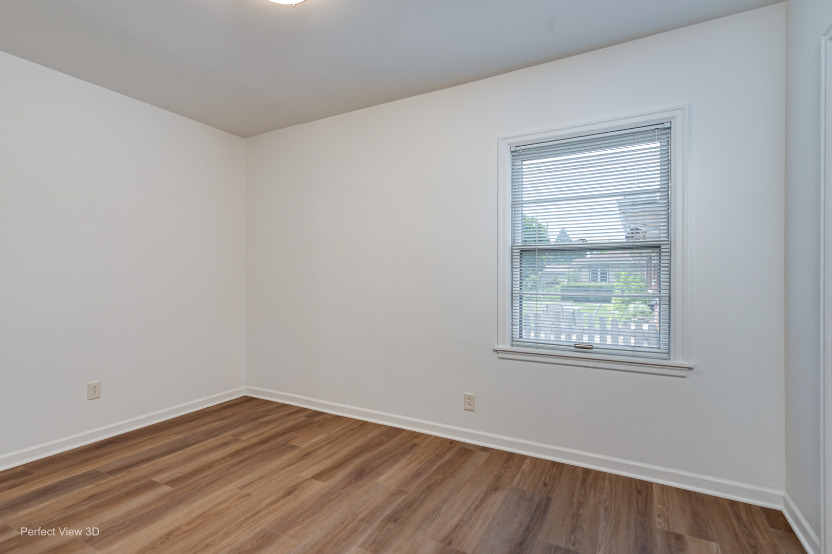 1514 Mayfield Avenue Property Photo 20
