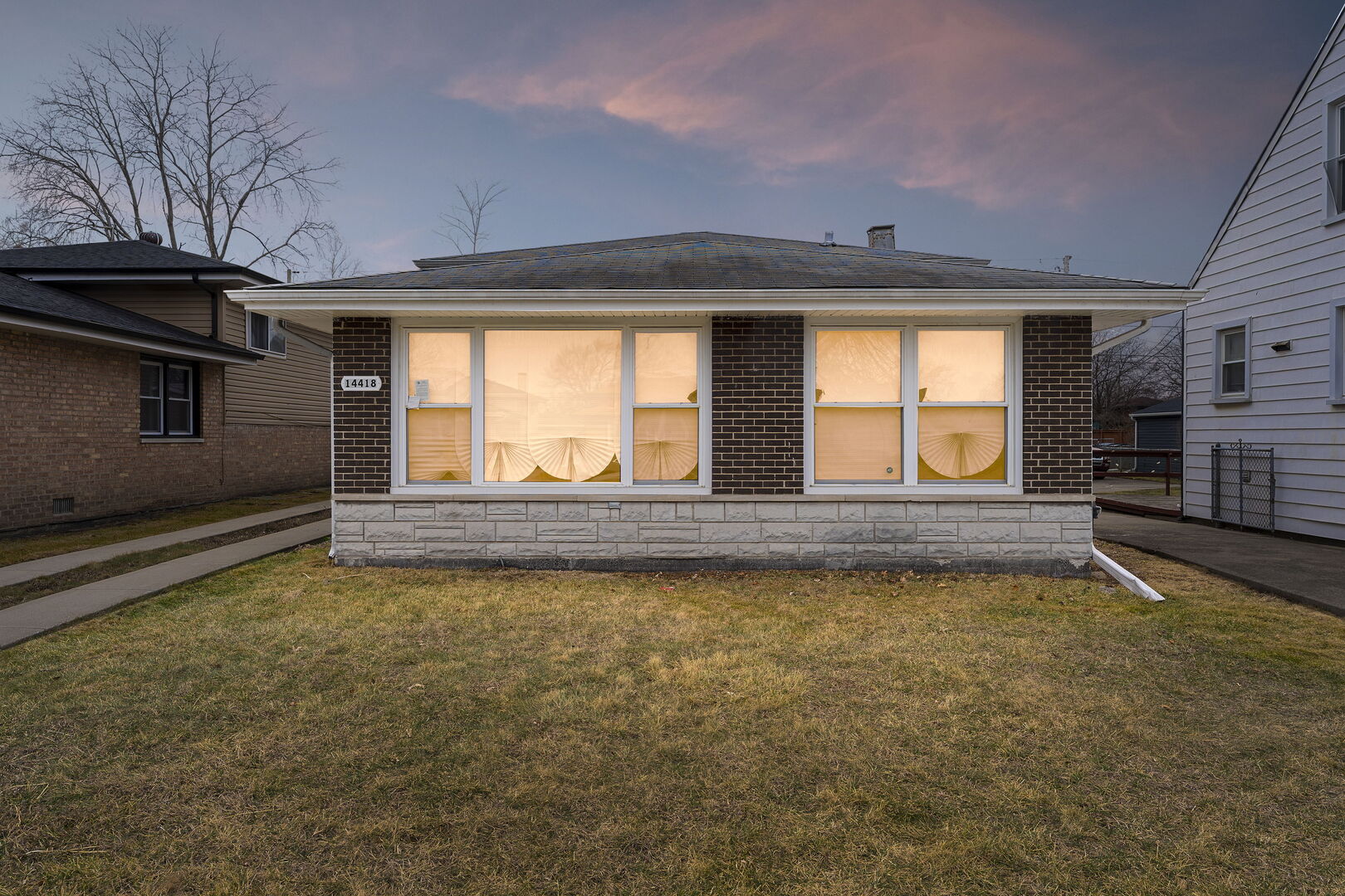 14418 Drexel Avenue Property Photo 1