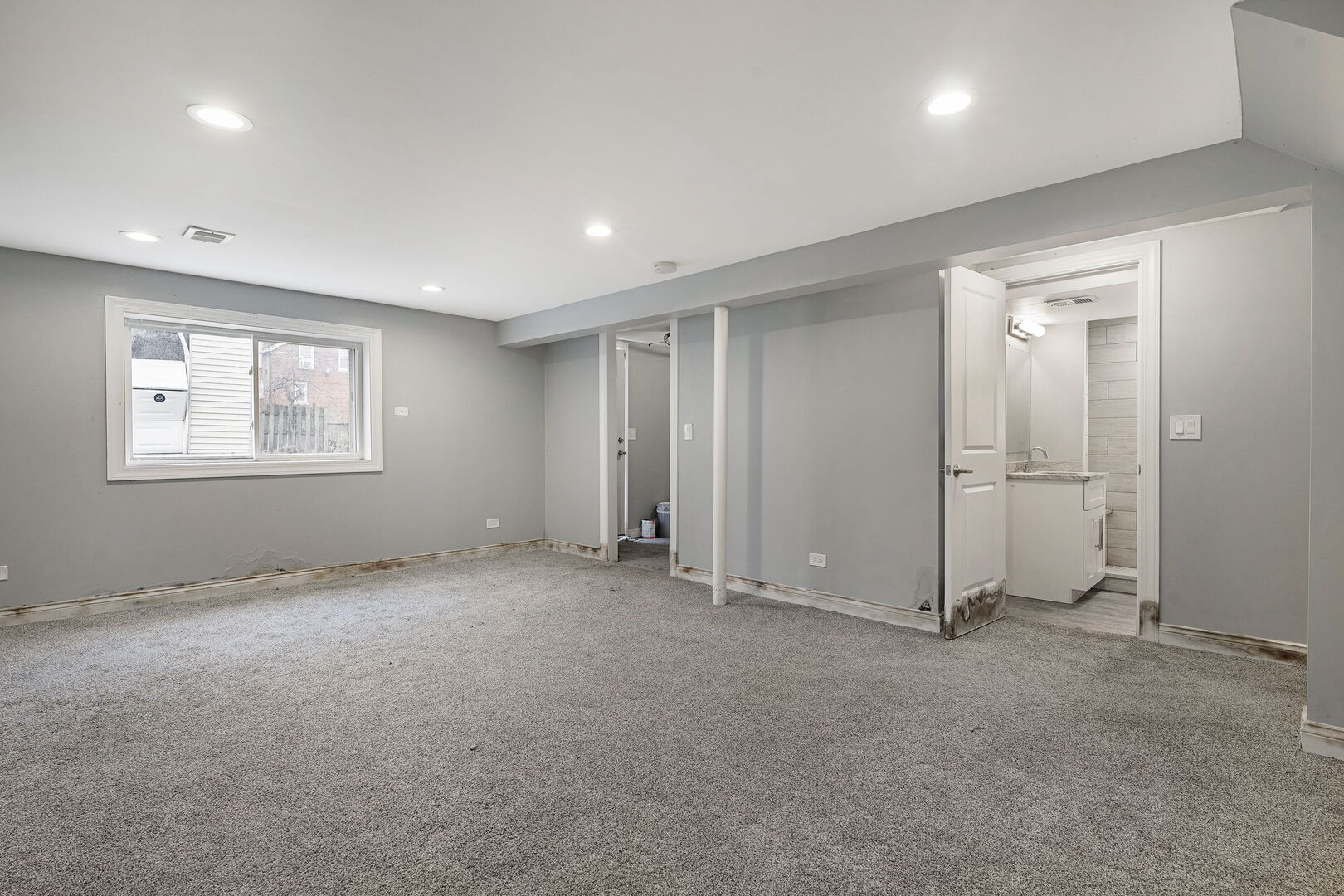 14418 Drexel Avenue Property Photo 13