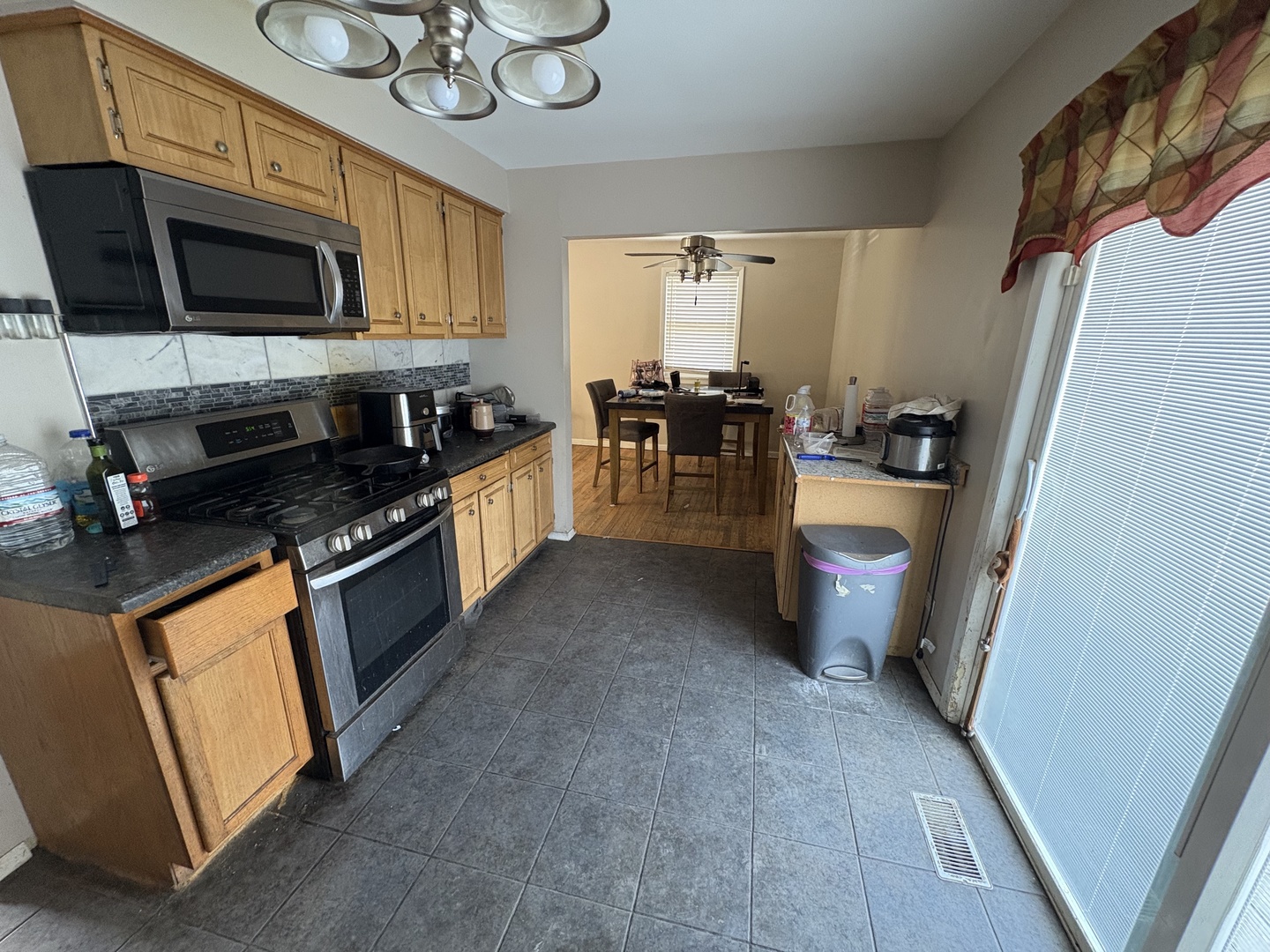 1827 218th Place Property Photo 2