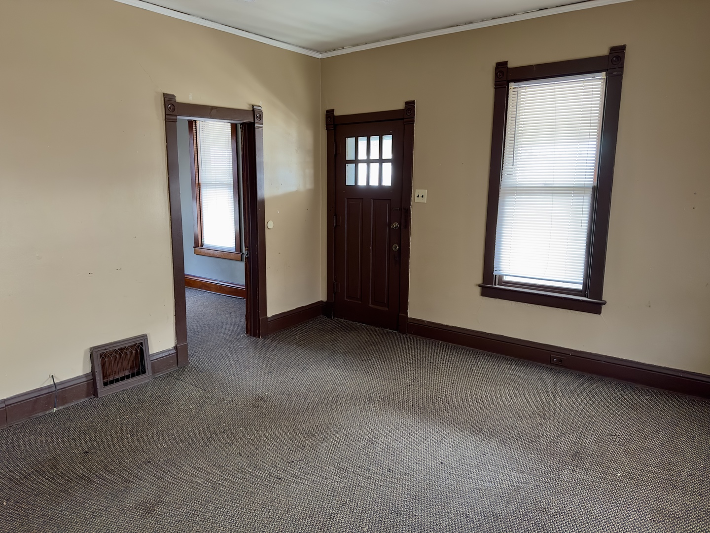 103 3rd Street Property Photo 8