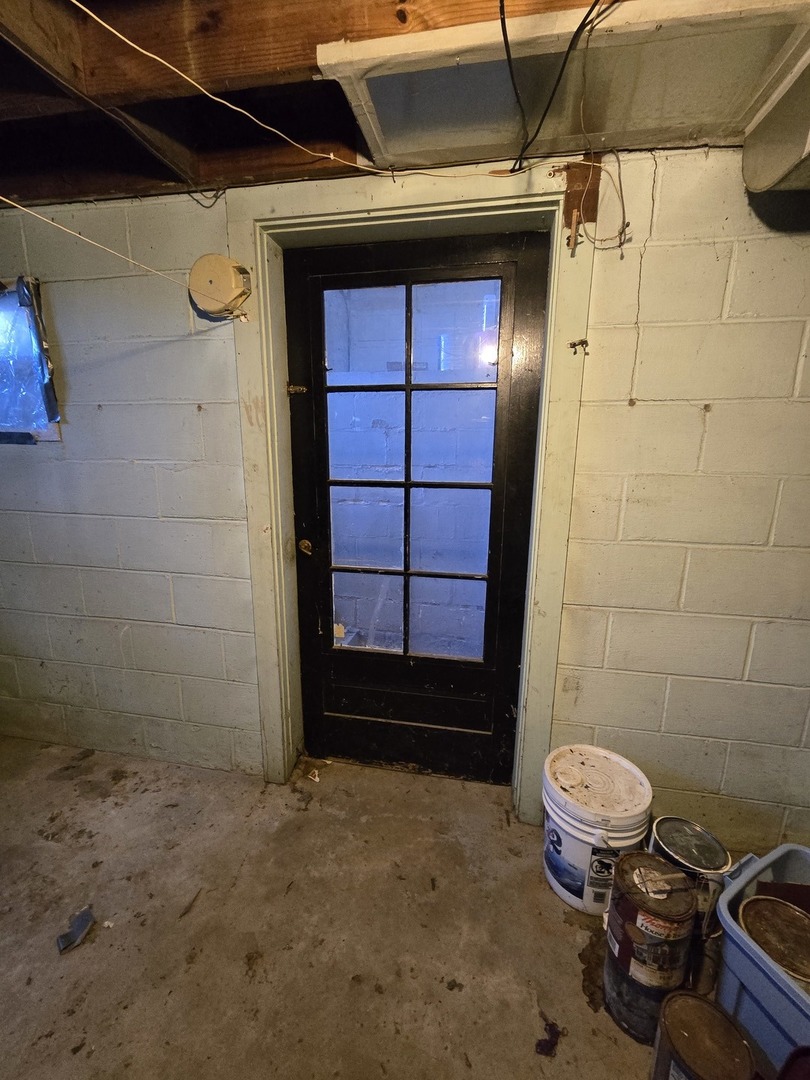 922 S Giant City Road Property Photo 18