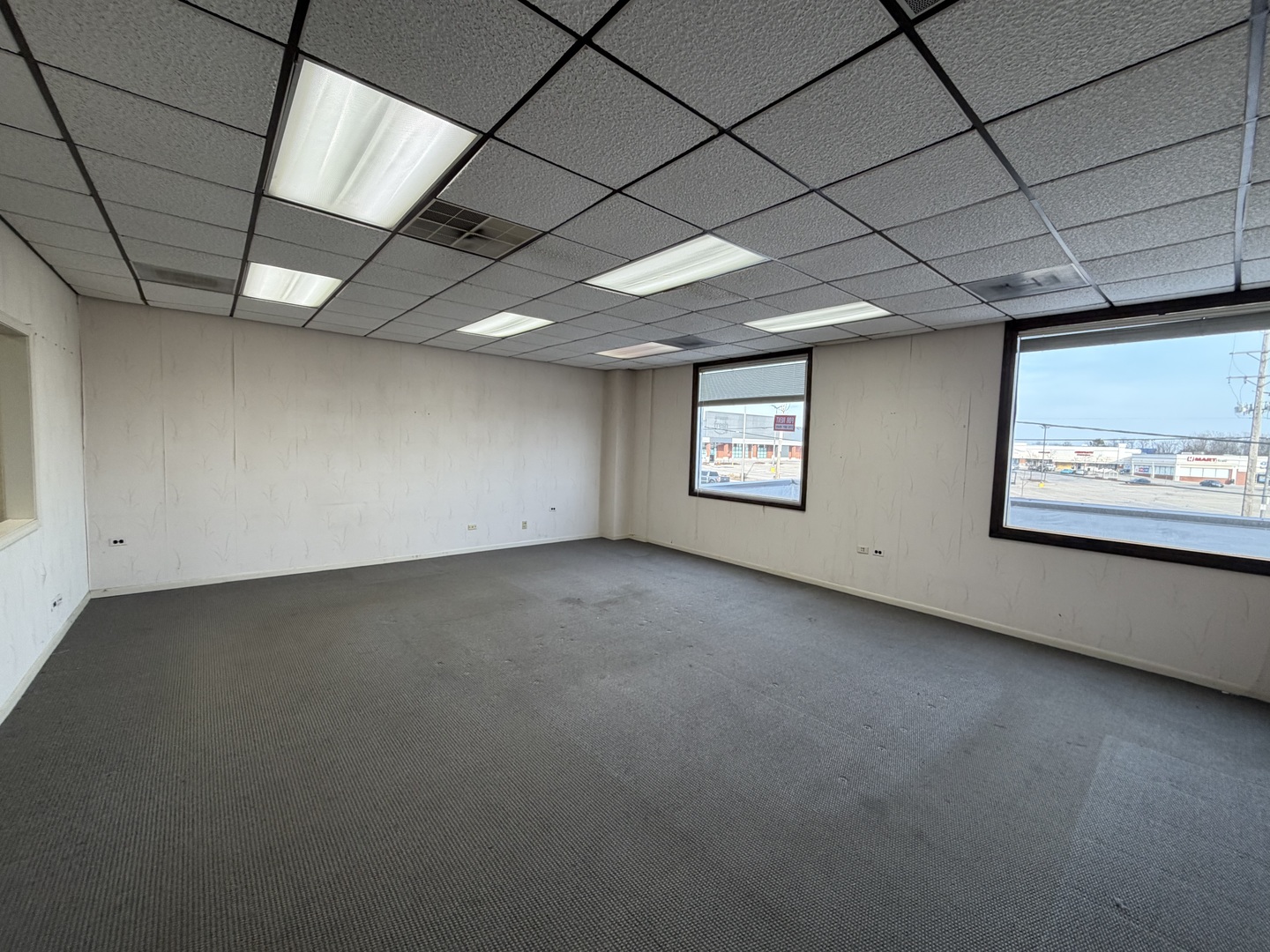 1226 Roselle Road A Property Photo 2