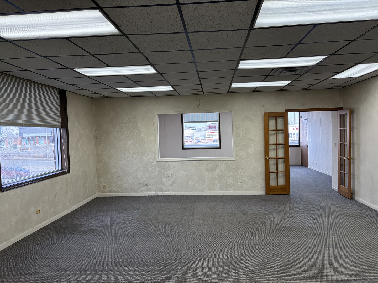 1226 Roselle Road A Property Photo 11
