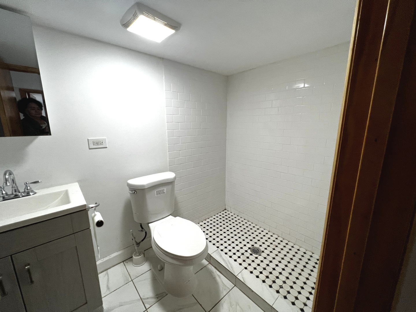 4108 S Archer Avenue 1f Property Photo 13