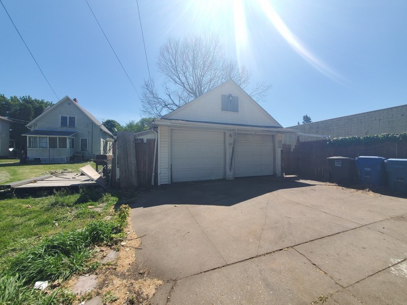 311 54th Street Property Photo 5